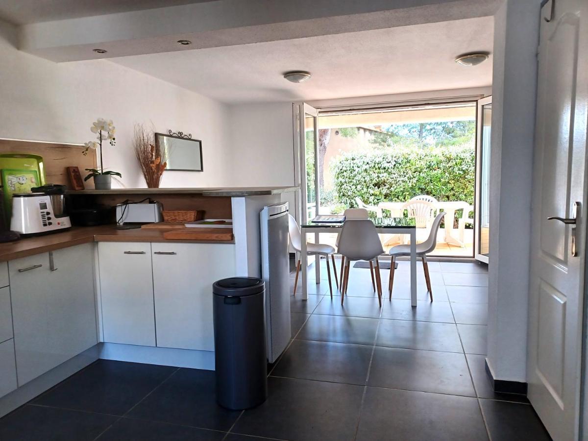 Cote Indigo - Villa 7 Personnes, 3 Chambres, 3 Terrasses - A 150 De La Mer Saint-Pierre-la-Mer  エクステリア 写真
